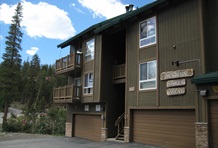 Western Slopes Villas by Mammoth Reservation Bureau